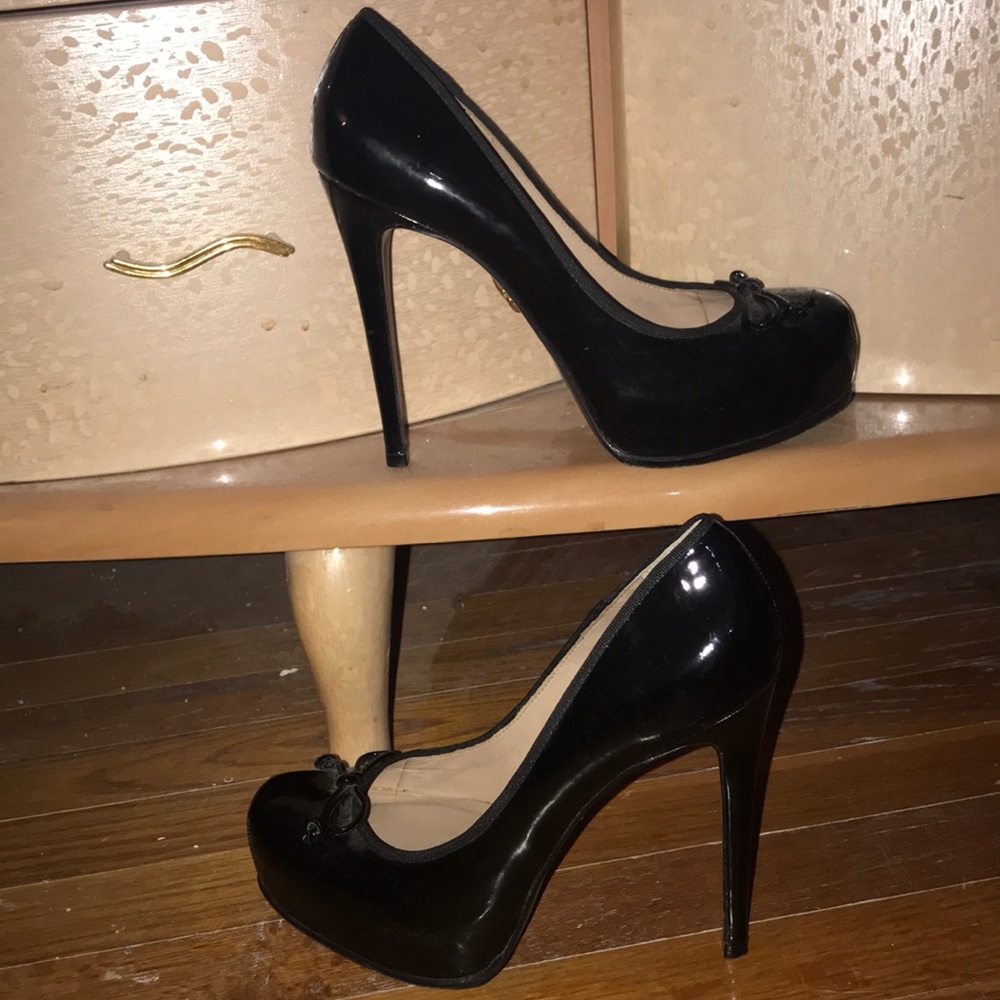 Pour La Victoire  patent leather platform heels 9